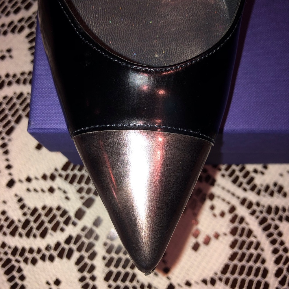 Stuart Weizmann Tipnaughty Jet Mirror Pumps - Sz 8 - image 6